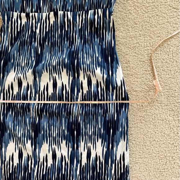 Calvin Klein Navy and White Midi Dress size 6 - Picture 6 of 8
